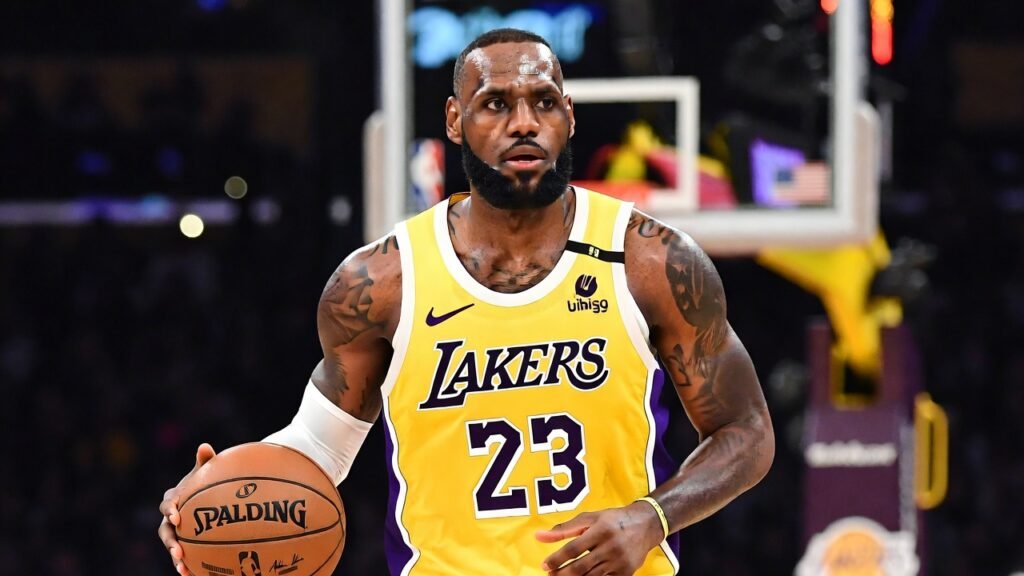 King James Reigns: LeBron James Shatters NBA Field Goal Record in Lakers Loss